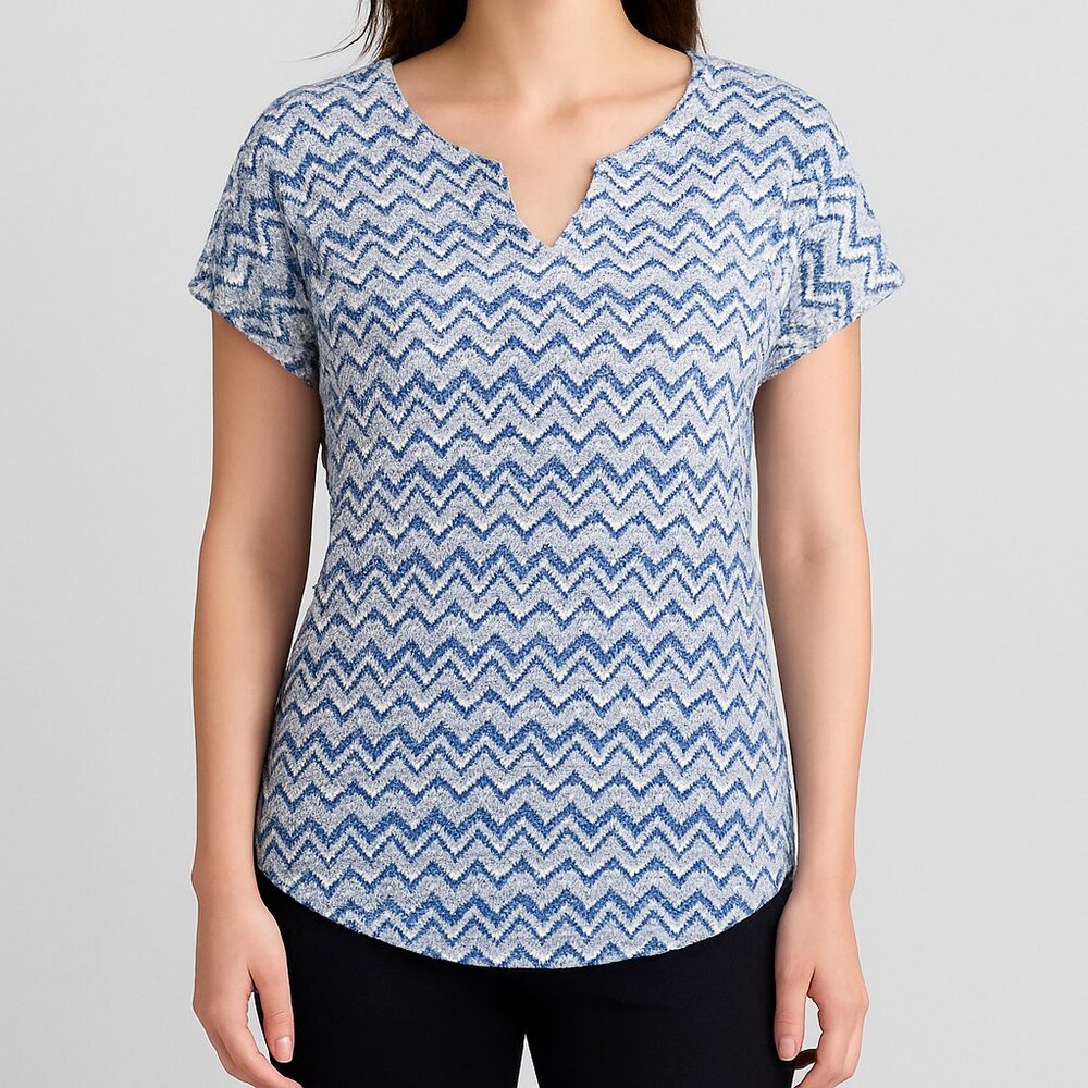 Dept‎ 222 Blue & White Chevron Print Top